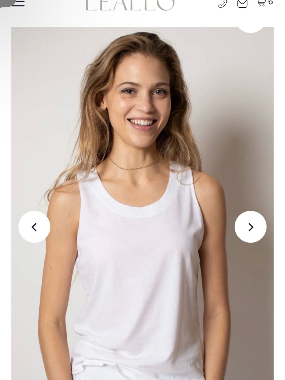 Leallo sz Med distressed tank top lot